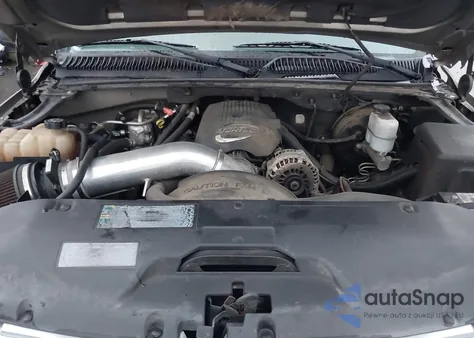 2002 Chevrolet Tahoe Lt z USA, uszkodzony, nr VIN 1GNEC13T42R283162